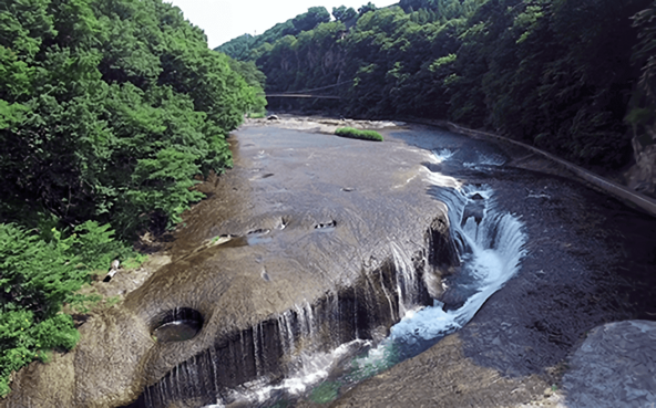 屏風岩