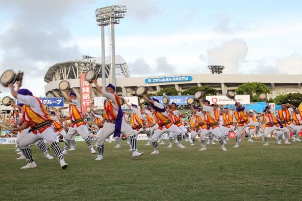 情熱あふれるエイサーに感動！