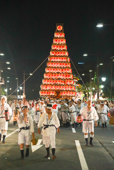 勇ましい祭りを体感できる「夏まつり大集合」