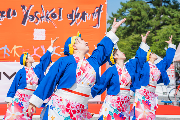 人気イベントのひとつである「わっしょいYOSAKOI北九州」は、2003年（平成15年）からスタートしました