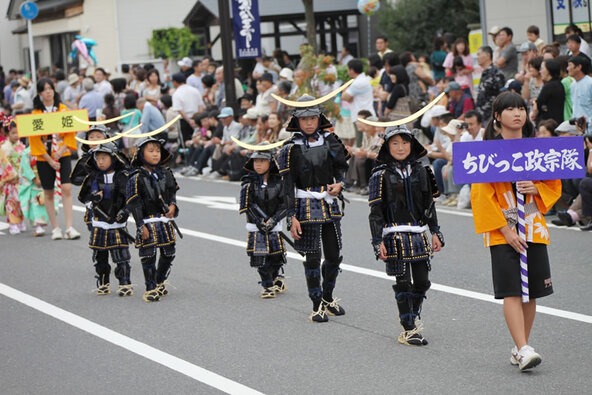 地元の子供たちによる「ちびっこ政宗隊」