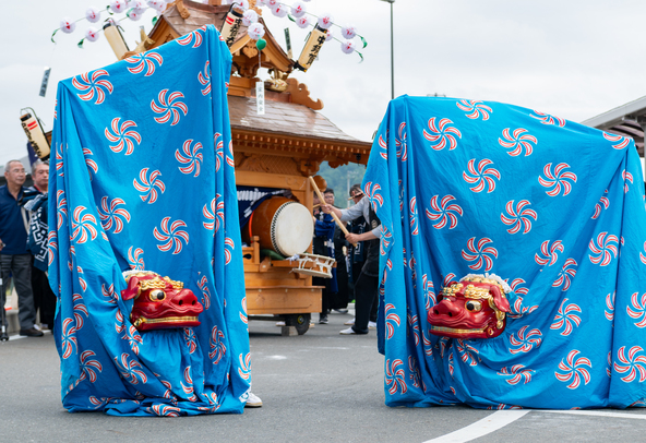 大槌祭りで披露される「中須賀大神楽」