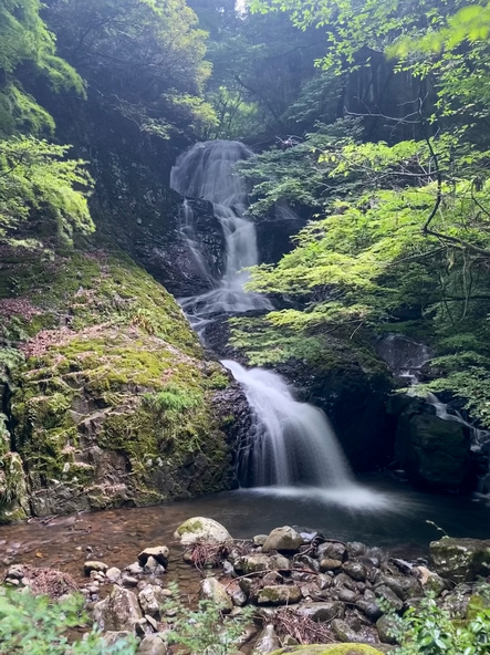 遅越の滝（画像提供：久万高原町 / CC BY 4.0）
