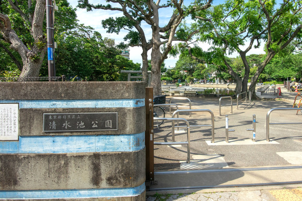 かつて水田を潤した池が残る「清水池公園」（画像提供：Caito / PIXTA）