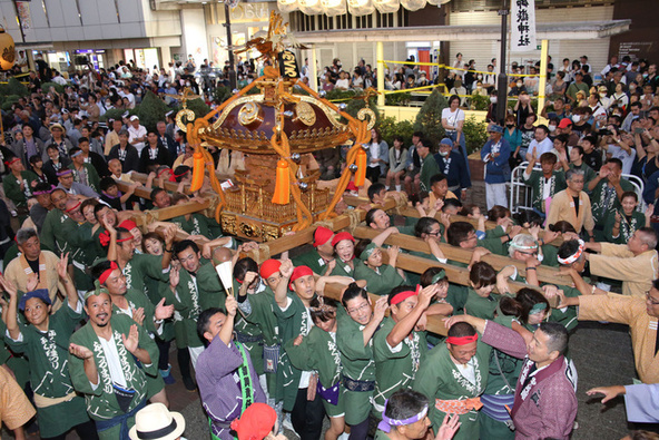 区内最大のお祭り「ふくろ祭り」