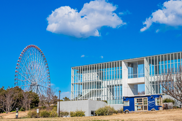 「葛西臨海公園」の観覧車（画像提供：KinkinMK / PIXTA）