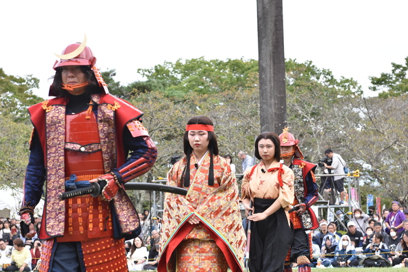 合戦の臨場感を堪能できる祭りにぜひ足を運んでみてくださいね♪