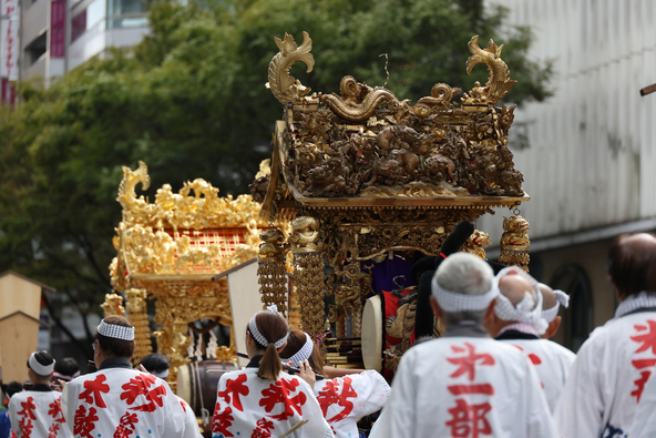 名古屋市の中心市街地で「行列」を実施するため大規模な交通規制が行われます（画像は神楽揃の様子）