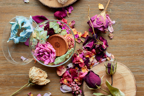 茨城県石岡市「いばらきフラワーパーク」ではバラのポプリづくりを楽しめます（参加費2,000円）