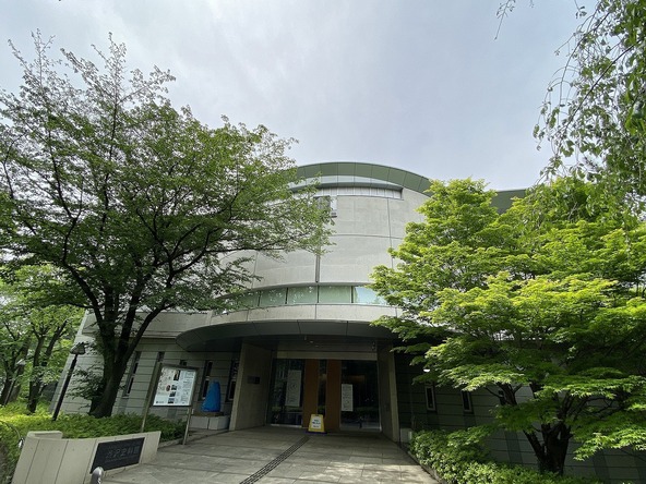 「飛鳥山公園」には、新10,000円札の顔・渋沢栄一について学べる「渋沢史料館」ほか3つの博物館があります