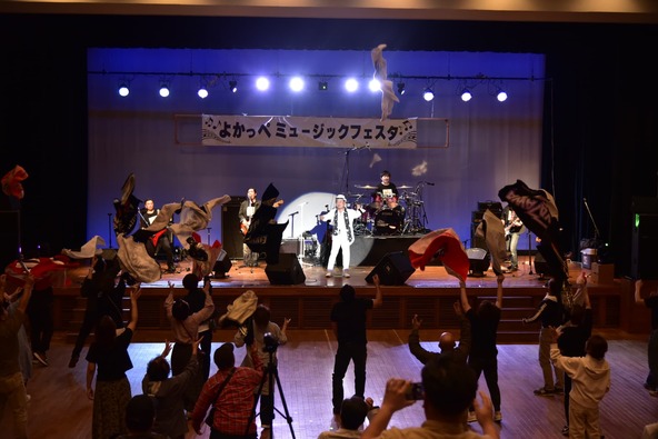 想いのこもった歌声や音楽にママパパも思わず感動すること間違いなし！