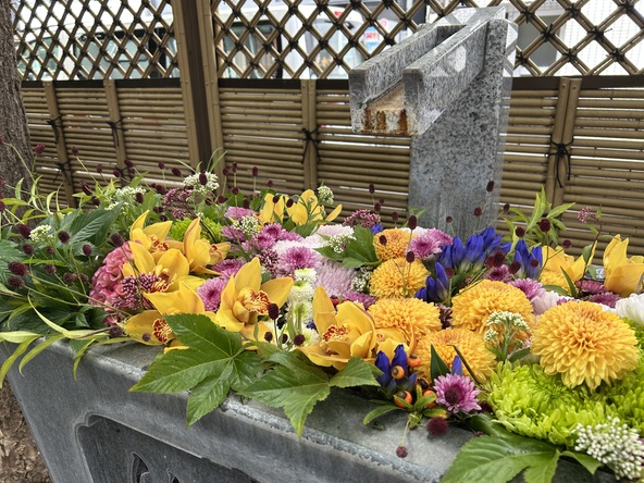 四季や風情を感じられる「花手水」