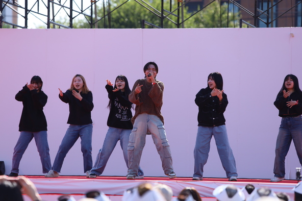 例年人気のK-POPステージにも注目です！