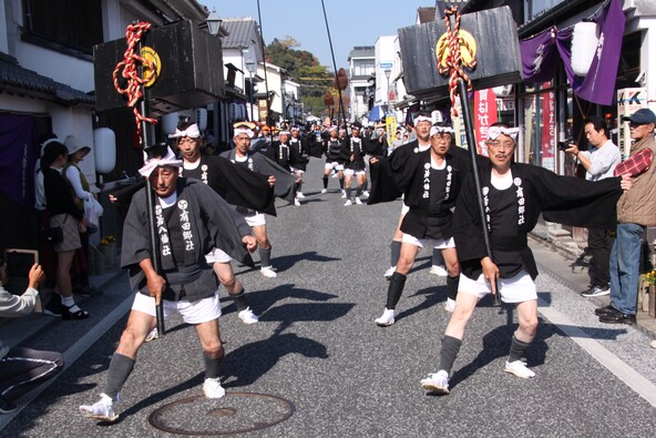 歴史を感じることができる「西国筋郡代着任行列」は必見！