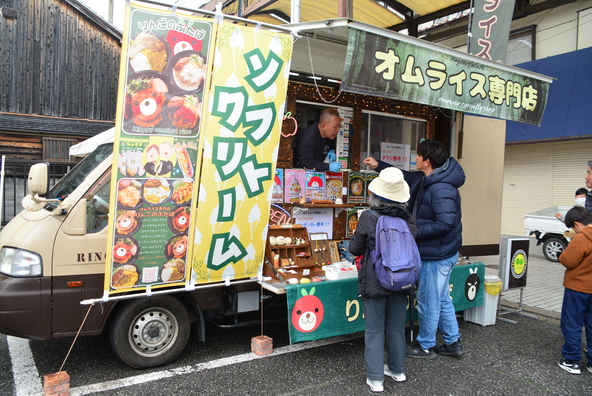 グルメを堪能できるキッチンカーも登場します！