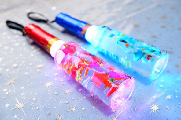 ワークショップ「キラキラペンライト」