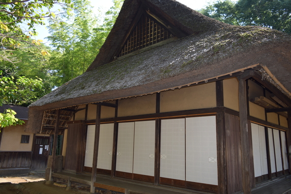 「国立市古民家（旧柳澤家住宅）」（画像提供：き / PIXTA）