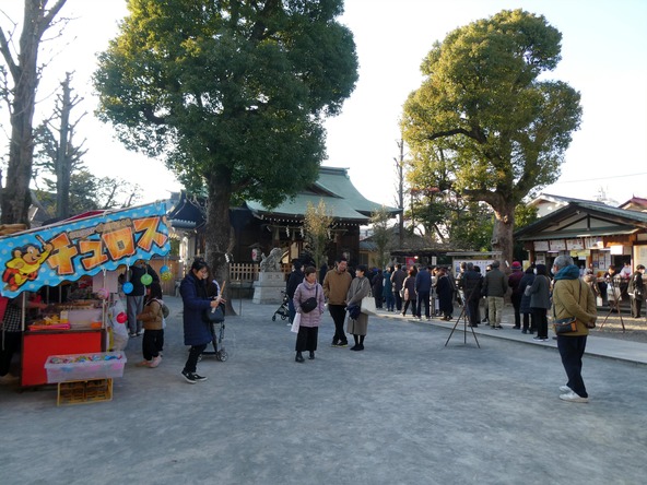 屋台グルメも初詣の楽しみのひとつ♪