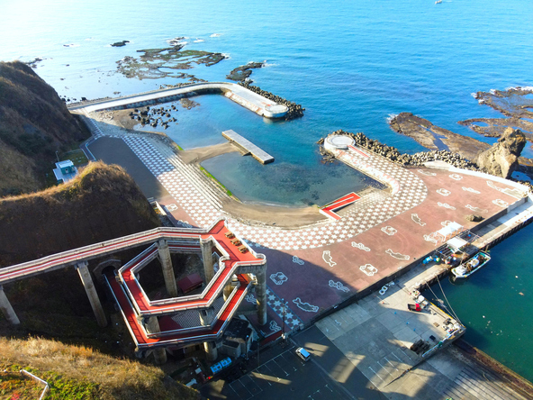 元和台海浜公園「海のプール」画像：川村恵司 / PIXTA(ピクスタ)