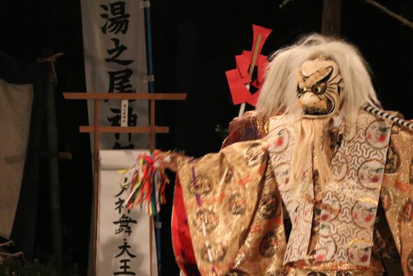 湯之尾温泉街のある湯之尾地区は「神舞」などの伝統芸能もしっかり残っております。