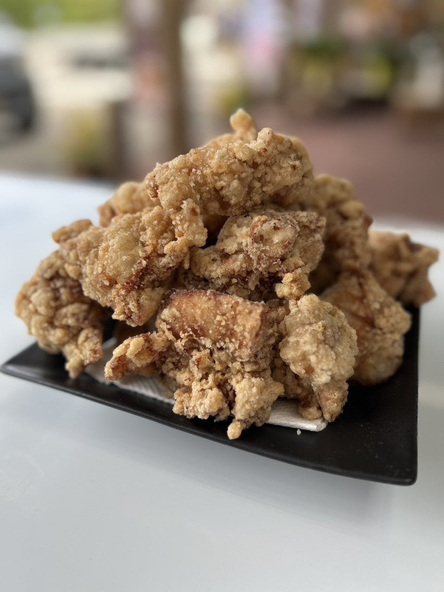 からあげ専門店とりとん