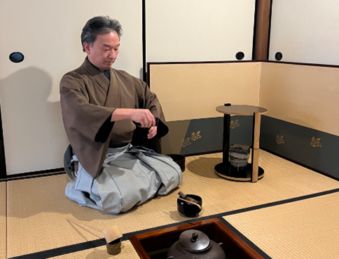 茶会（過去開催時の様子）