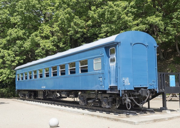 国鉄時代に活躍した青い客車「スハ42型」