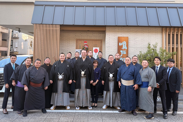 鳴戸部屋のみなさん