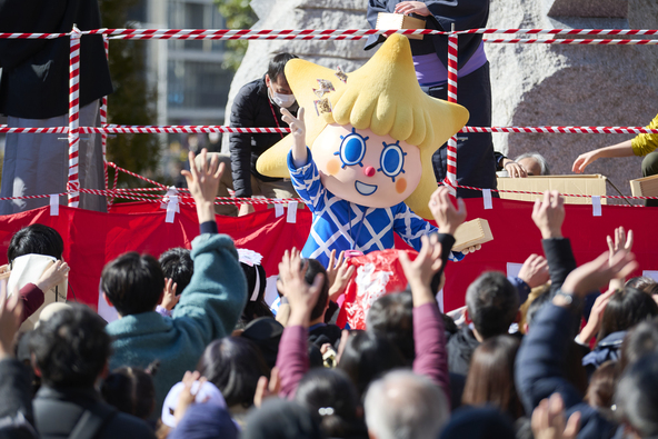 豆まき(過去の様子)　(C)TOKYO-SKYTREETOWN　(C)TOKYO-SKYTREE