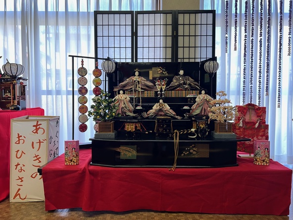 さまざまな会場でひな人形を鑑賞できます