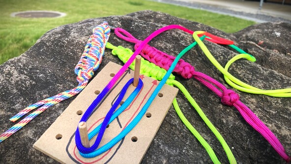 パラコードキーホルダーづくり