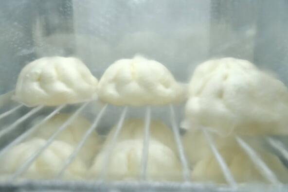 100%ローズポークを使用したローズポークまん