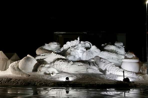 雪だけで作られているとは思えないほど迫力満点！