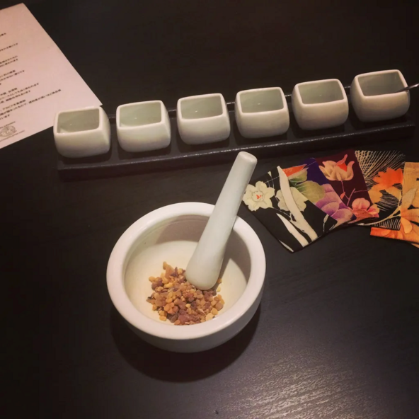 香りを調合する癒やしのひととき