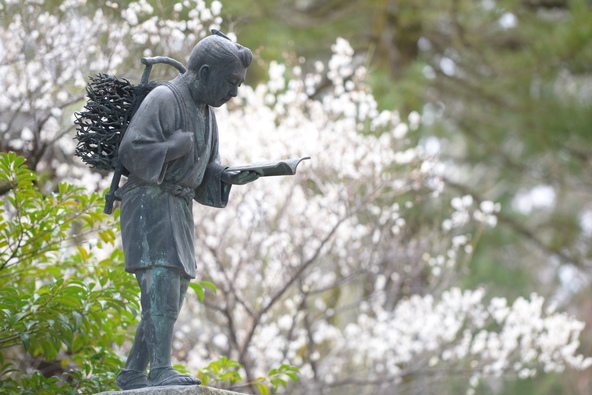 「報徳二宮神社」の二宮金次郎像（画像提供：報徳二宮神社）