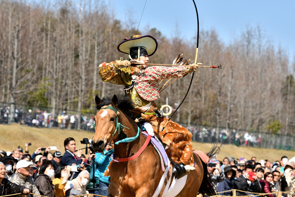 この祭りは、地域の有志が集まった「美多彌神社流鏑馬保存会」によって行われています