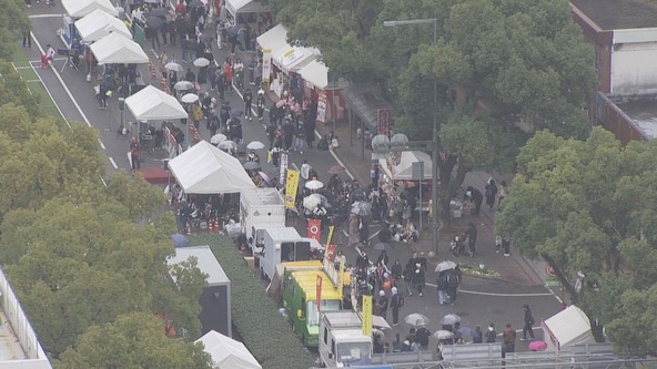 ステージイベントはもちろん、グルメ屋台も楽しみのひとつ♪