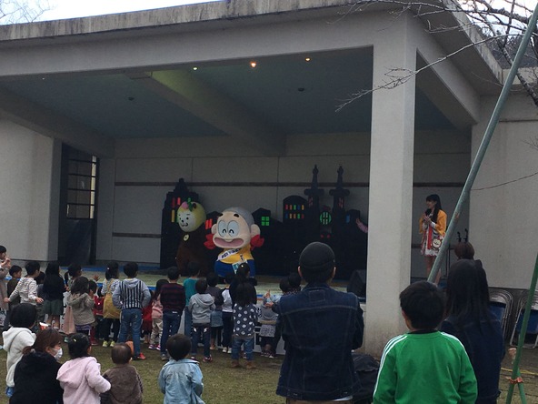 楽しいステージイベントに子供もテンションアップ♪