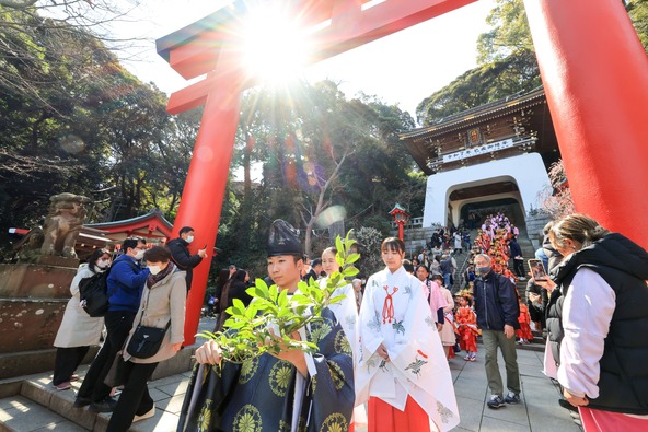 子供たちによるかわいらしい稚児行列も見どころのひとつ♪