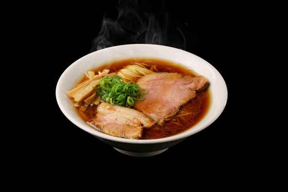 【らーめん三藤】地鶏とはまぐりの醤油そば