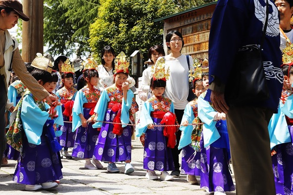 10時から「南町会館」で受付や着付け、化粧が行われます