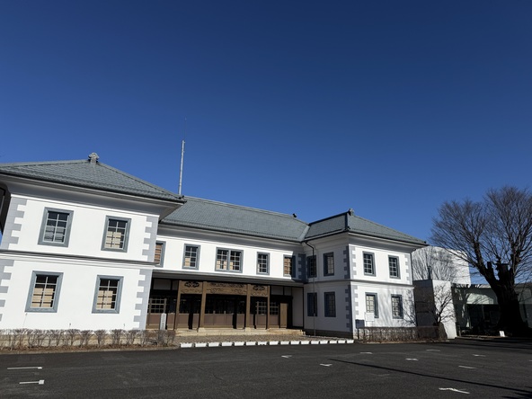 県の重要文化財も指定されている昔の小学校校舎を活用した博物館「ミュゼ」（外観）