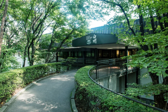 同社のものづくりへのこだわりや、北杜市の美しい自然を体感できるスポット