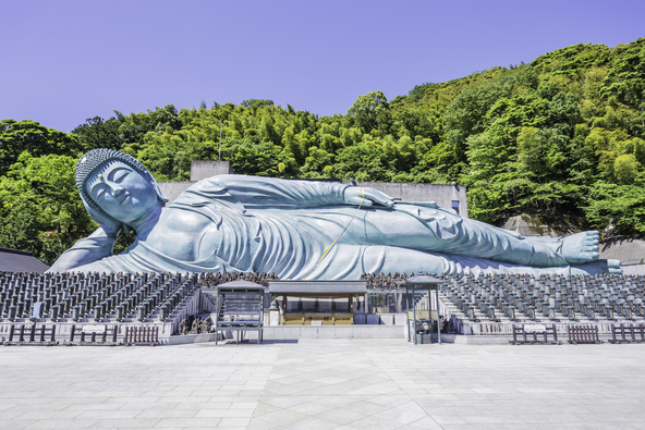 全長41mもある巨大な「釈迦涅槃像」（画像提供：TOSHI.K / PIXTA）