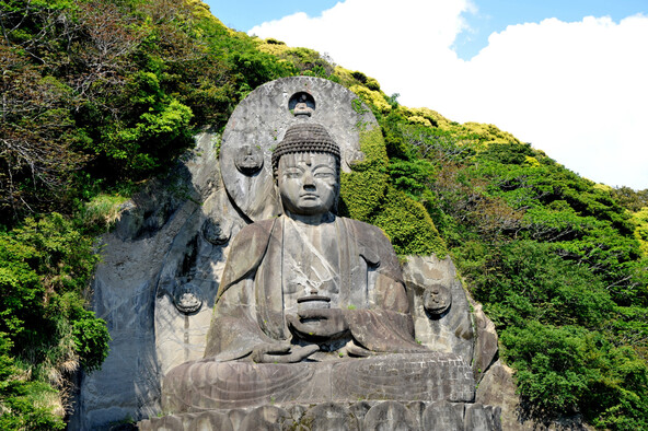 鋸山・日本寺の大仏様（画像提供：（公社）千葉県観光物産協会）
