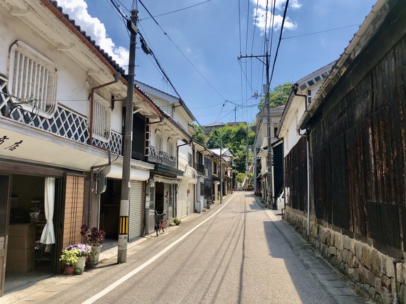 新町・仲買町・矢出町には歴史ある建造物が残り「玉島町並み保存地区」と指定されています（画像提供：倉敷市観光情報発信協議会 ）