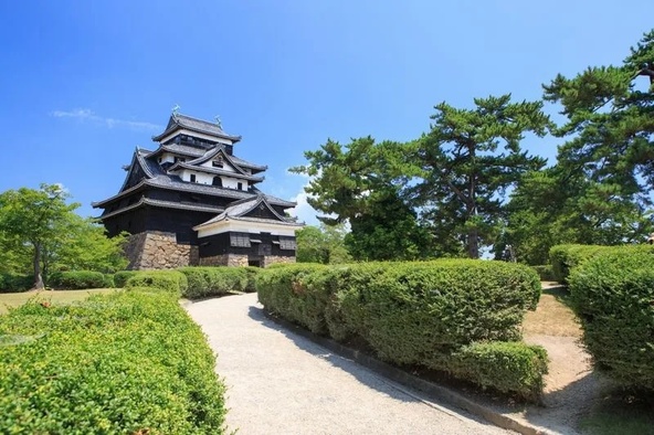 国宝「松江城」がシンボルの「松江城公園」