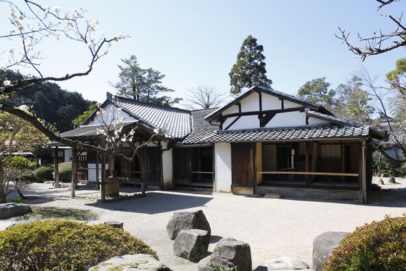 江戸時代の武士の暮らしを伝える「武家屋敷」