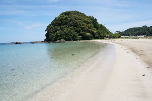 透明度の高い海が広がる「北浦海水浴場」