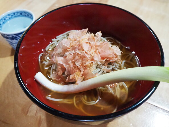 大内宿名物「ねぎそば」（画像提供：下郷町）